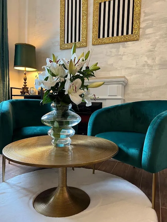 La Dolce Vita Luxury II Apartments With Best Free Private Parking In Center Pola