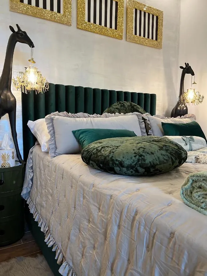 La Dolce Vita Luxury II Apartments With Best Free Private Parking In Center Pola Croazia
