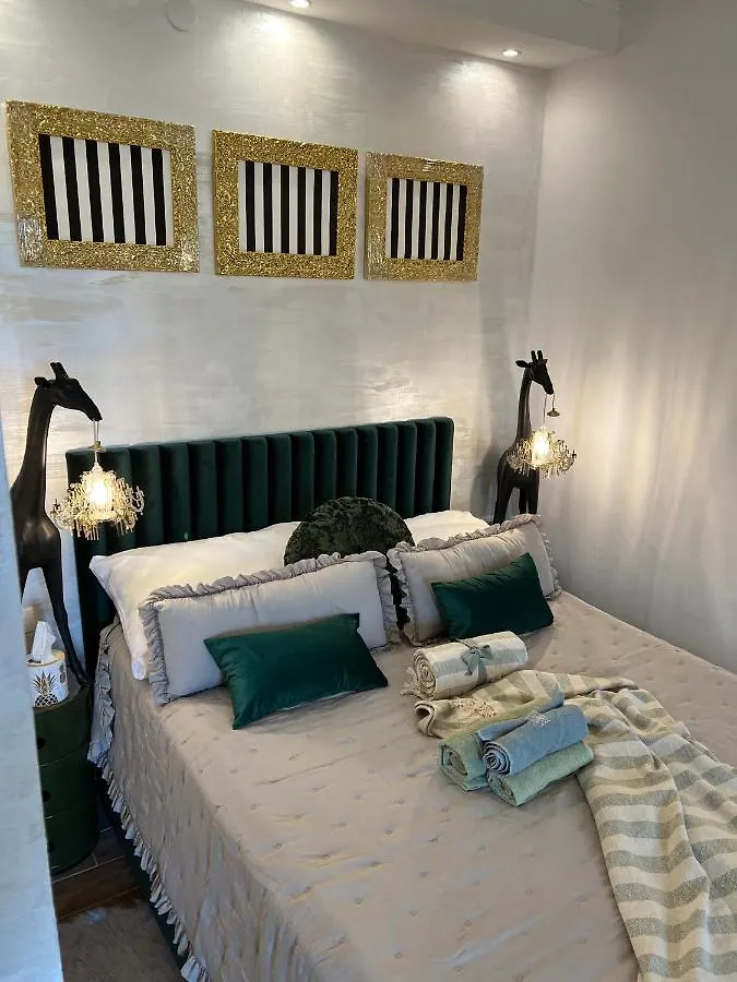 La Dolce Vita Luxury II Apartments With Best Free Private Parking In Center Pola