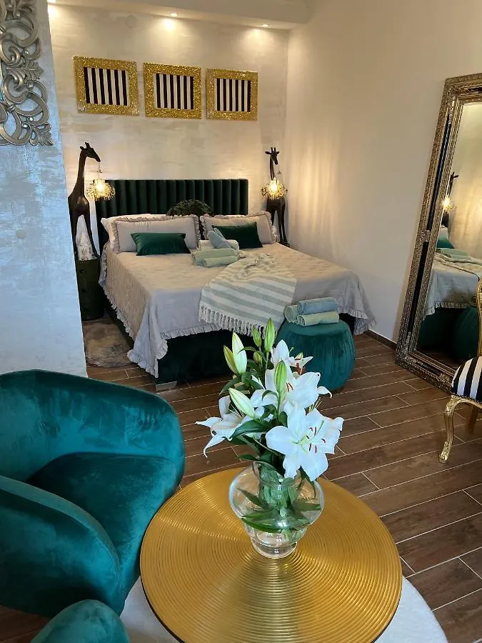 La Dolce Vita Luxury II Apartments With Best Free Private Parking In Center Pola 0*,