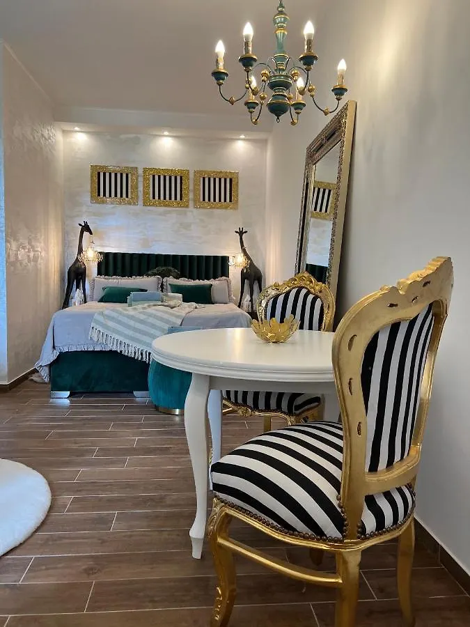 La Dolce Vita Luxury II Apartments With Best Free Private Parking In Center Pola