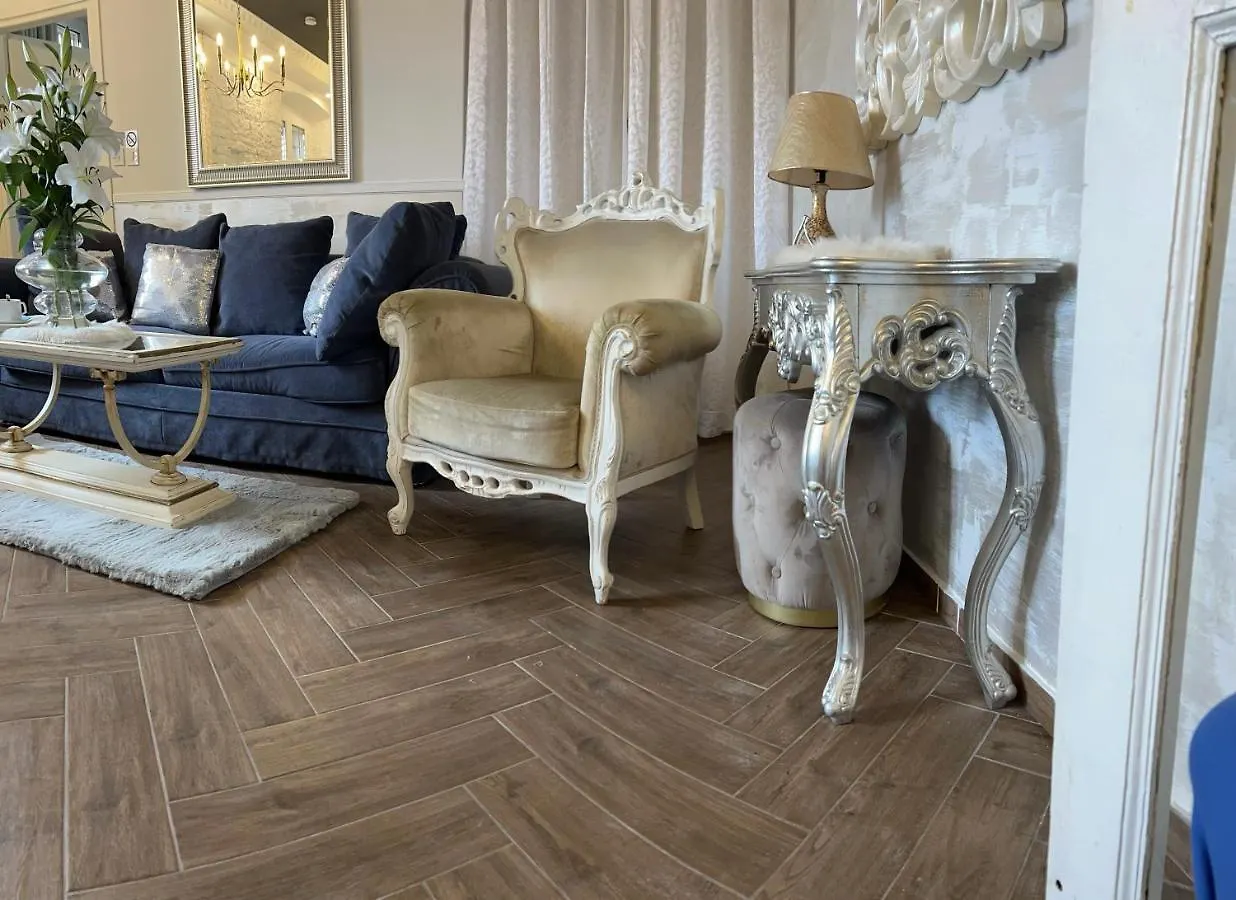 La Dolce Vita Luxury II Apartments With Best Free Private Parking In Center Pola