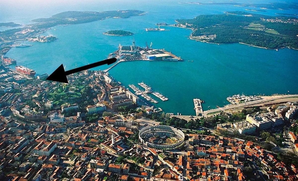 La Dolce Vita Luxury II Apartments With Best Free Private Parking In Center Pula